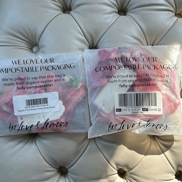 🍋NWT For Love & Lemons Needle Point Roses Bra & Thong Panty Set Size M🍋 - Picture 8 of 15